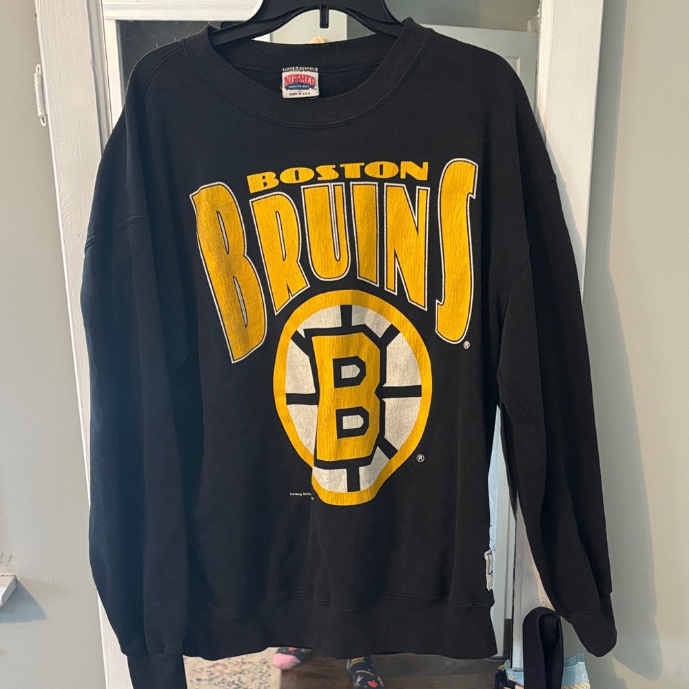 NHL Boston Bruins Black and Gold Crewneck Sweatshirt